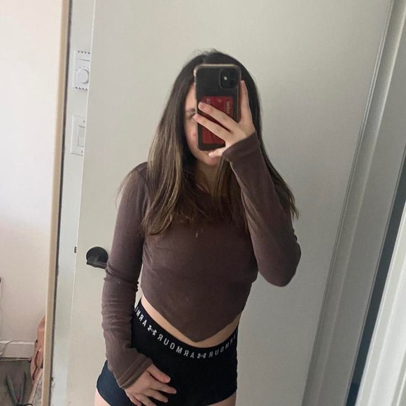 Brown long sleeve - Picture 1 of 1